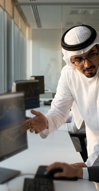 هل يمكن الوثوق بوسيط تداول بدون ترخيص محلي في السعودية؟
